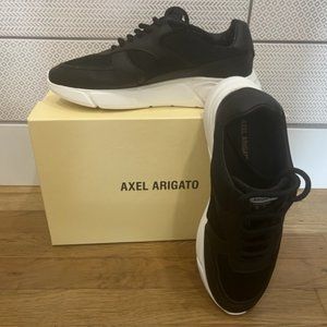 Worn Once Axel Arigato Mens Genesis Black/White Sole Sneakers- 10.5